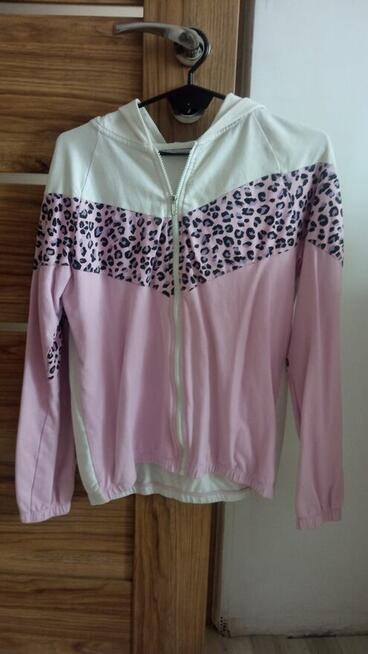 Ubrania na dziewczynkę