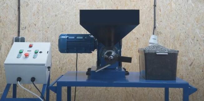 Olejarka - prasa ślimakowa do tłoczenia oleju 16l/h