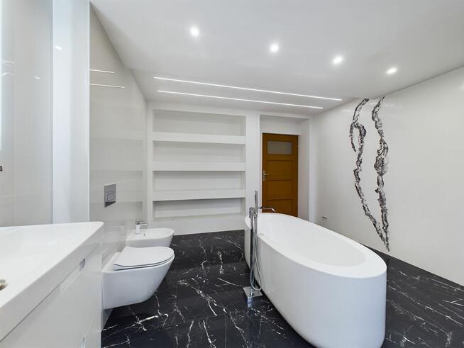 Nowoczesny dom dwulokalowy 270m2 działka 29ar