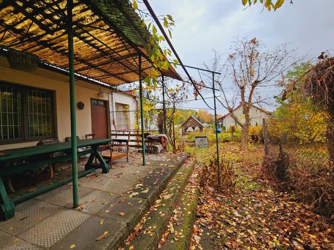 Słupno gm. Słupno, ul. Krótka, Sosnowa, działka z domkiem