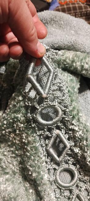 Ładny, oryginalny sweter koloru turkusowego – rozmiar L