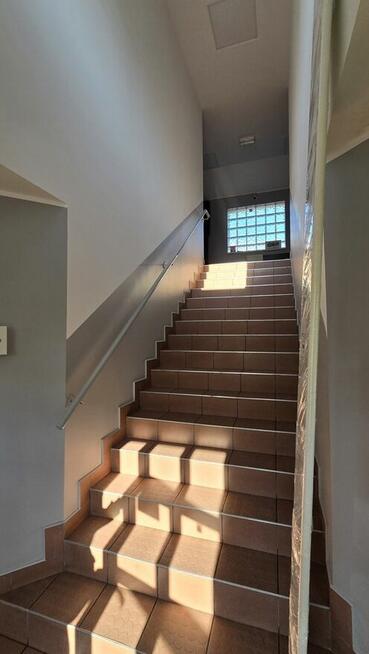 Lokal UŻYTKOWY-PIĘTRO BUDYNKU hand/biur/usług