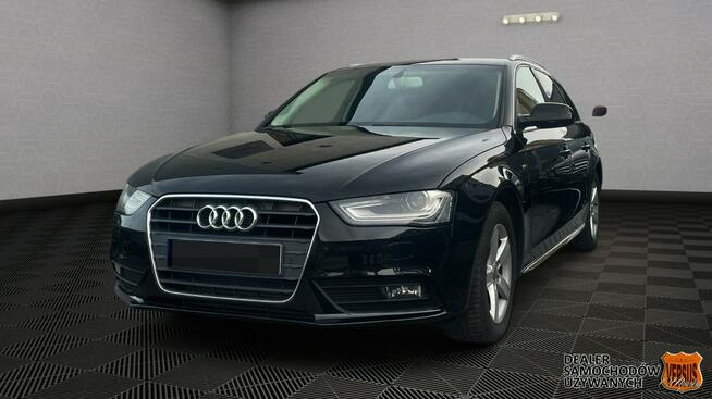 Audi A4 2.0 TDI/Skórzana tapicerka/Navi/MMI/Bixenon/Podgrzewane fotele