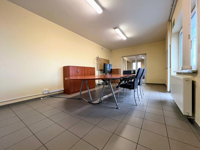 Nowoczesny magazyn z biurami Rzeszów