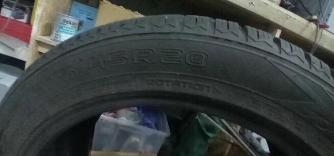 Opony Zimowe 4 szt. 275/45 R20 Nokian Tyre