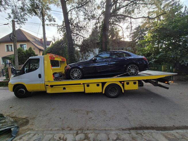 Holowanie Laweta Warszawa Pomoc Drogowa