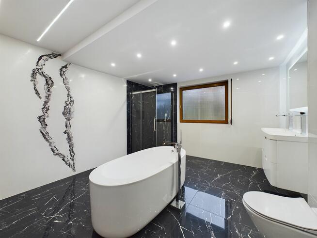 Nowoczesny dom dwulokalowy 270m2 działka 29ar