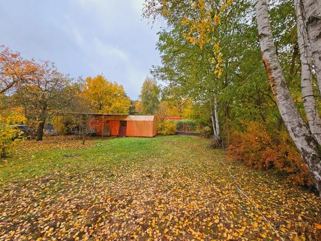 Słupno gm. Słupno, ul. Krótka, Sosnowa, działka z domkiem