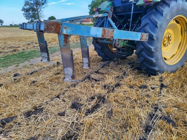 Głębosz - pług dłutowy