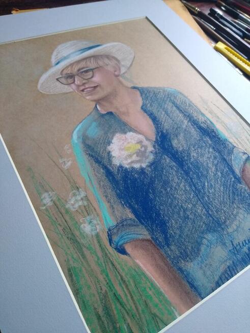 Portret, obraz, prezent, pracownia plast.