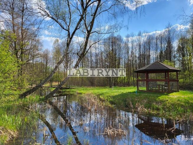 Kraina relaksu - dom w otoczeniu stawów, 12400m2