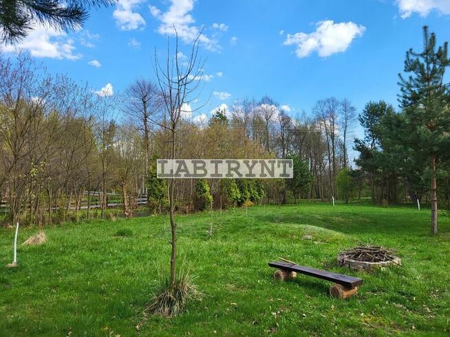 Kraina relaksu - dom w otoczeniu stawów, 12400m2