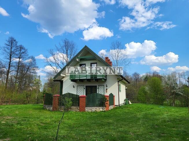 Kraina relaksu - dom w otoczeniu stawów, 12400m2