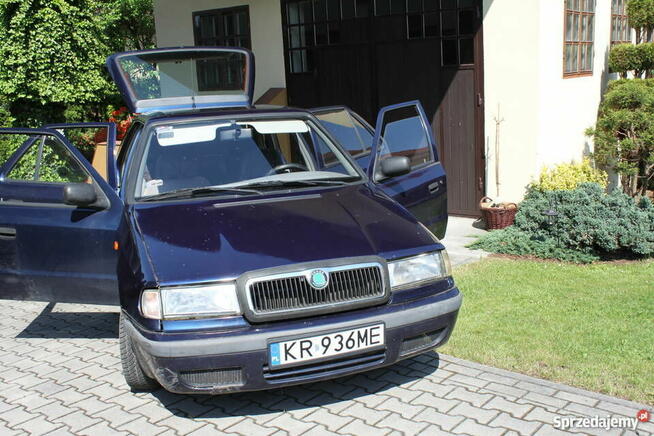 Skoda 2000r.=1.900zł. OC do06.2025r. Stan bdb blachy!