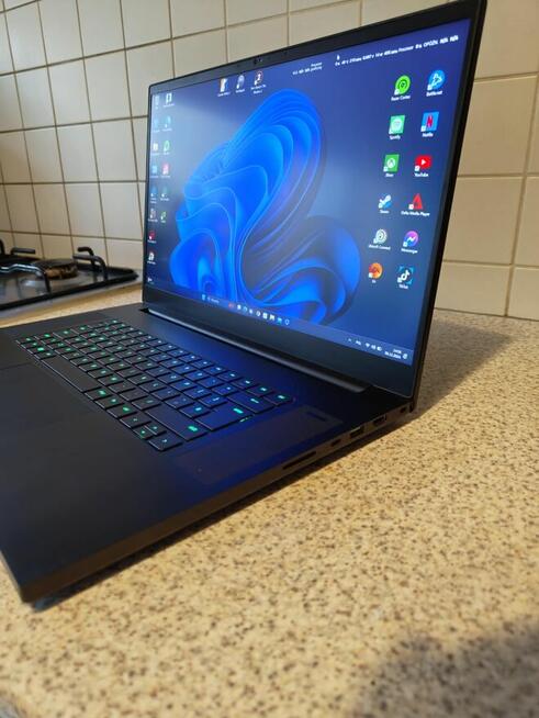 Laptop RAZER BLADE PRO D17-6NT