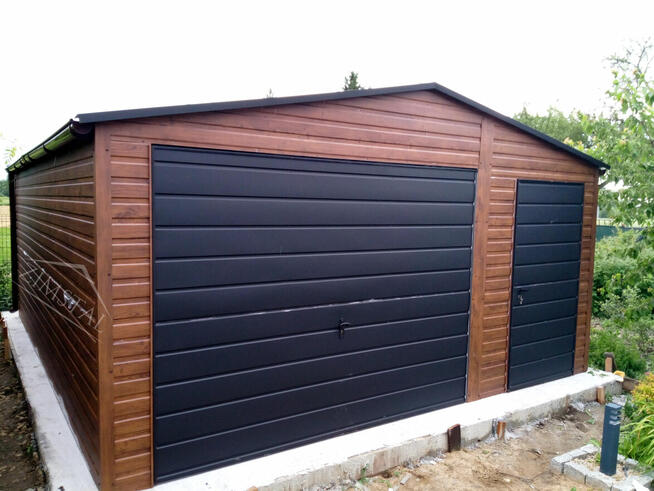 Garaże blaszane niskie ceny konstrukcja zamknieta Promocja