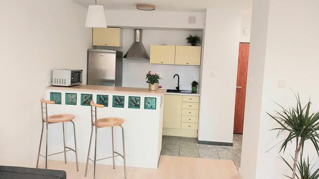 Ochota kameralne z balkonem wynajmę