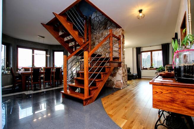 stylowy dom, duża działka, zaciszna okolica