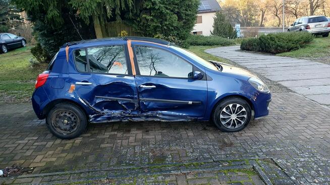 Renault Clio 1.5 Dci II Wlasciciel od Kobiety Uszkodzony bok !!