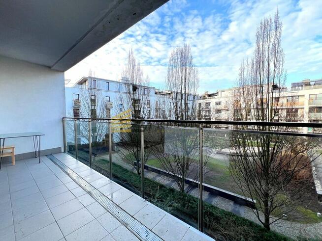 Trzypokojowe mieszkanie w Miasteczku Wilanów 81 m2