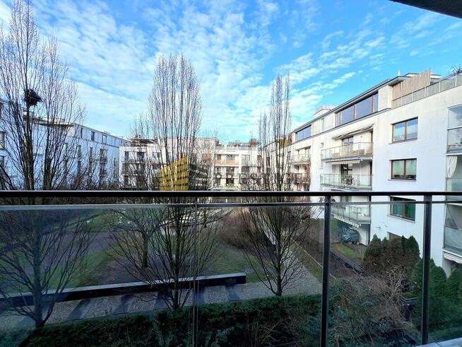 Trzypokojowe mieszkanie w Miasteczku Wilanów 81 m2