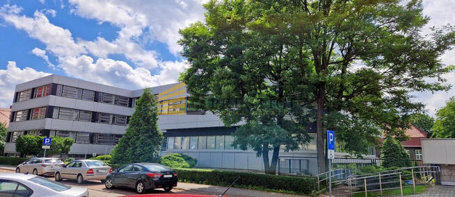 Budynek biurowo-usługowy Centrum & Klimatyzacja