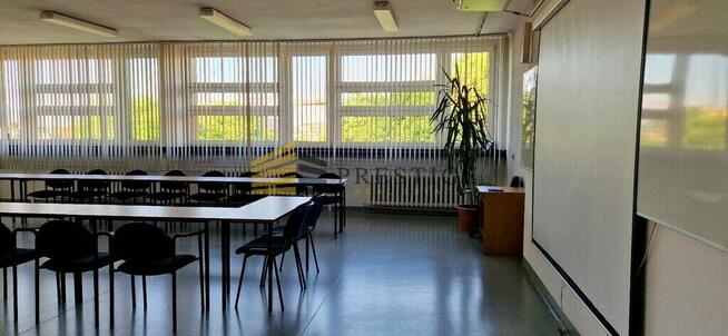 Budynek biurowo-usługowy Centrum & Klimatyzacja