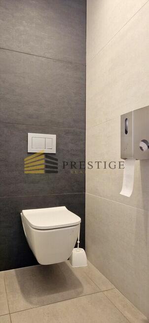 Budynek biurowo-usługowy Centrum & Klimatyzacja