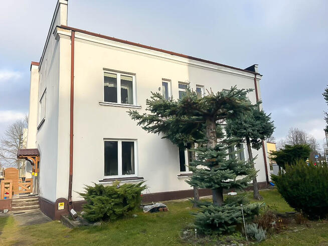 Dom 226m2 + 2 budynki użytkowe - działka 688m2