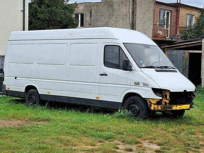 Syndyk sprzeda Mercedes-Benz Sprinter