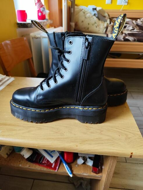 Glany Dr.Martens 40kasprzedam