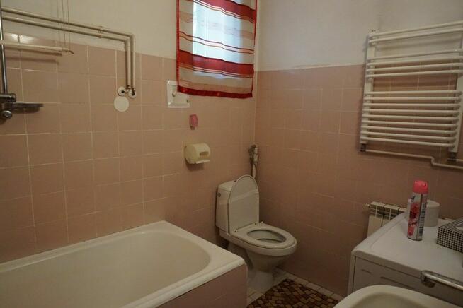 Stalowa Wola-Rozwadów nieduży dom