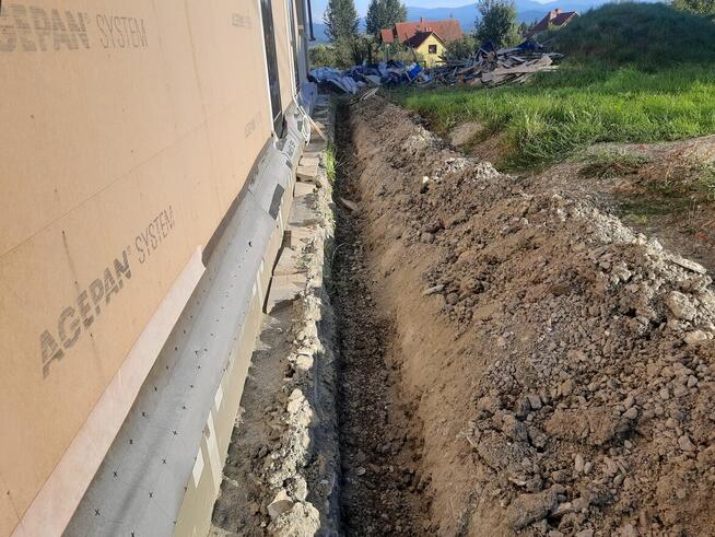 Drenaże i odwodnienia, roboty ziemne, brukarstwo