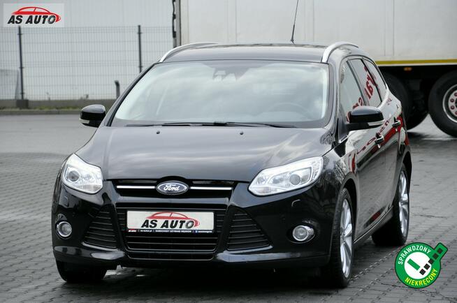 Ford Focus 1,6i 182KM Titanium/Ledy/Tempomat/Półskóry/Xenon/Serwis/Alufelgi/PDC