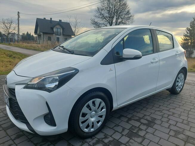 Toyota Yaris Polski salon