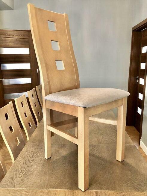 Ponadczasowy stół + krzesła z litego dębu. Pomieści 14 osób