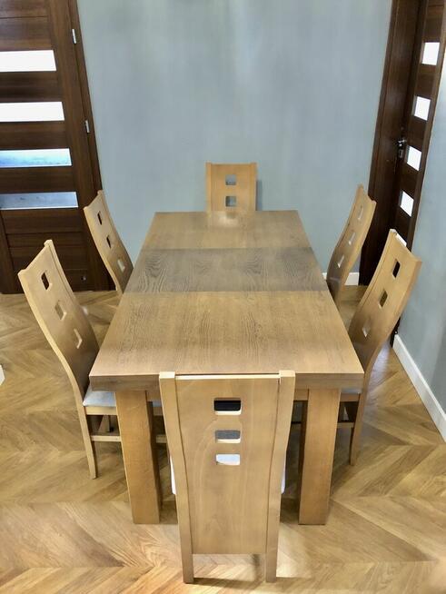 Ponadczasowy stół + krzesła z litego dębu. Pomieści 14 osób