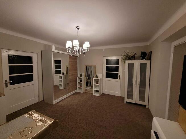 Dom między Łodzią a Warszawą