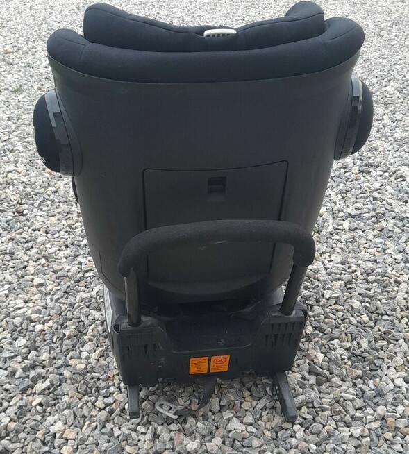 Fotelik dziecięcy z bazą obrotową 360 stopi