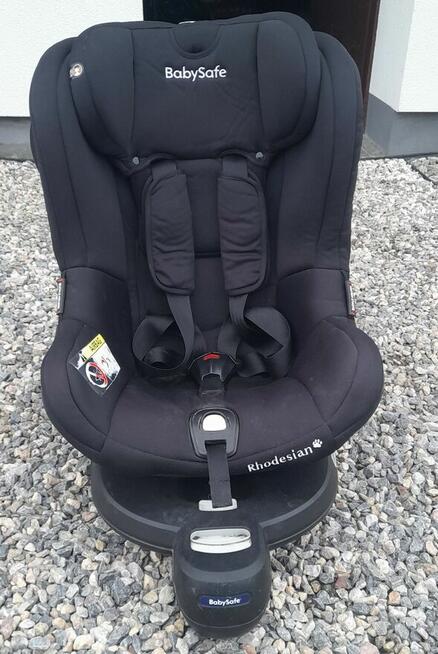 Fotelik dziecięcy z bazą obrotową 360 stopi