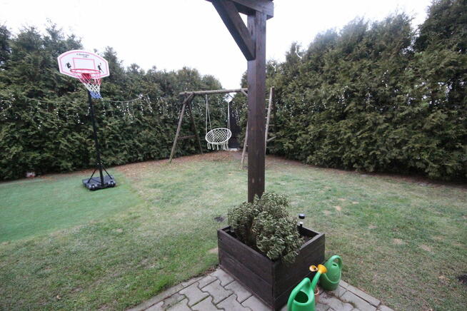 4pok 89met ok. Lawendowej TARAS/OGRÓD/2MP/2012 (Piecowice)