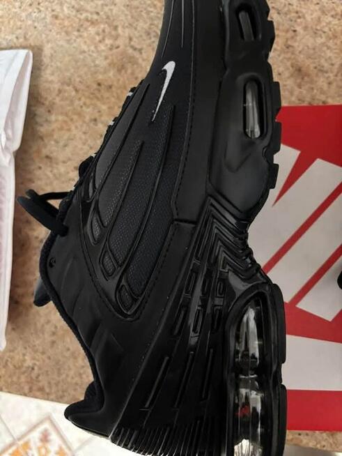 BUTY MĘSKIE NIKE AIR MAX PLUS 3 CJ9684-002