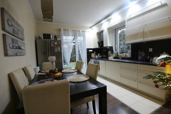 4pok 89met ok. Lawendowej TARAS/OGRÓD/2MP/2012 (Piecowice)