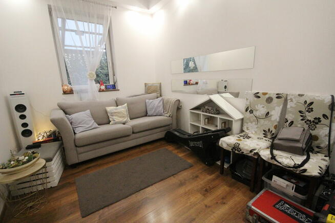 4pok 89met ok. Lawendowej TARAS/OGRÓD/2MP/2012 (Piecowice)