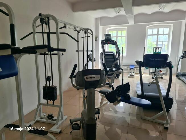 Syndyk sprzeda wyposażenie siłowni