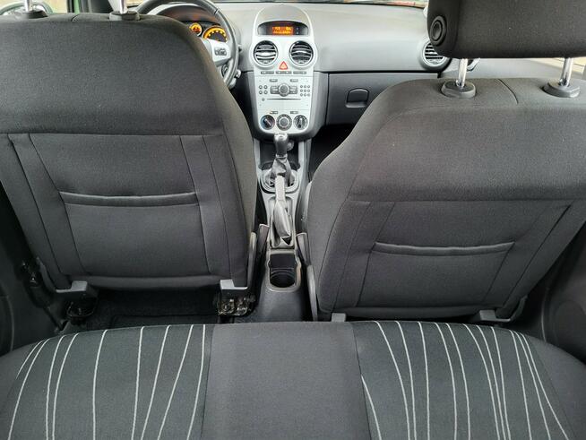 Opel Corsa 1,4 16 V Color Edition