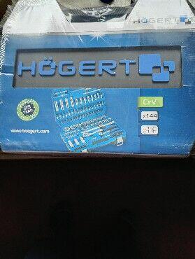 Zestaw kluczy walizka 144el klucze HOGERT HT1R440