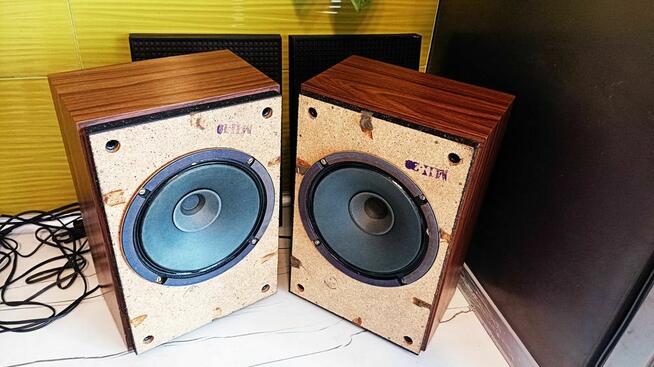 Radio Amator 2 ,radio przestrojone na nowe pasmo