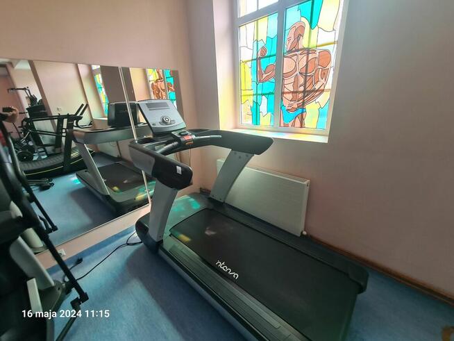 Syndyk sprzeda wyposażenie siłowni