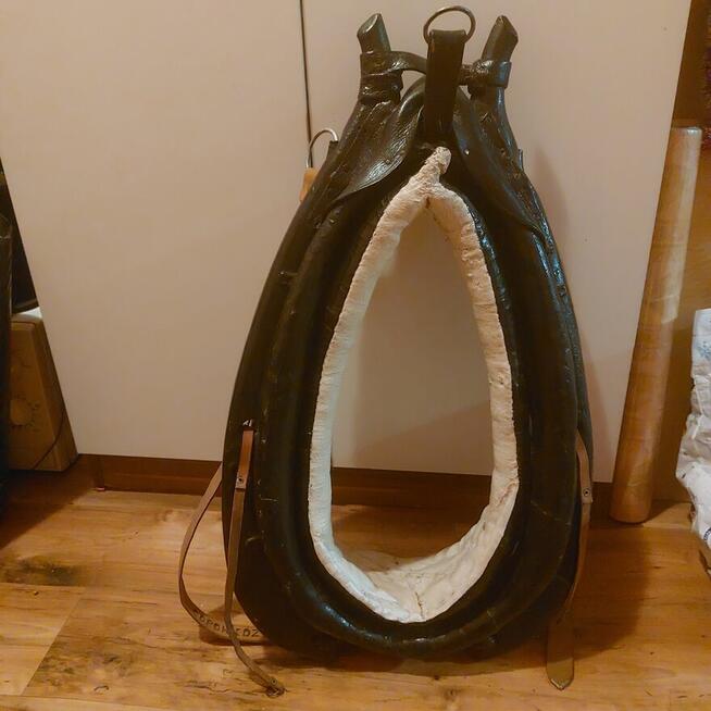 Sprzedam chomąto dla konia.